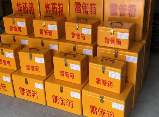 越城玻璃钢雷管箱的使用寿命一般是多少？