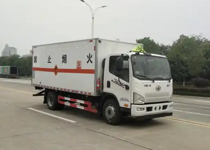 越城爆破器材运输车可以上高速吗？